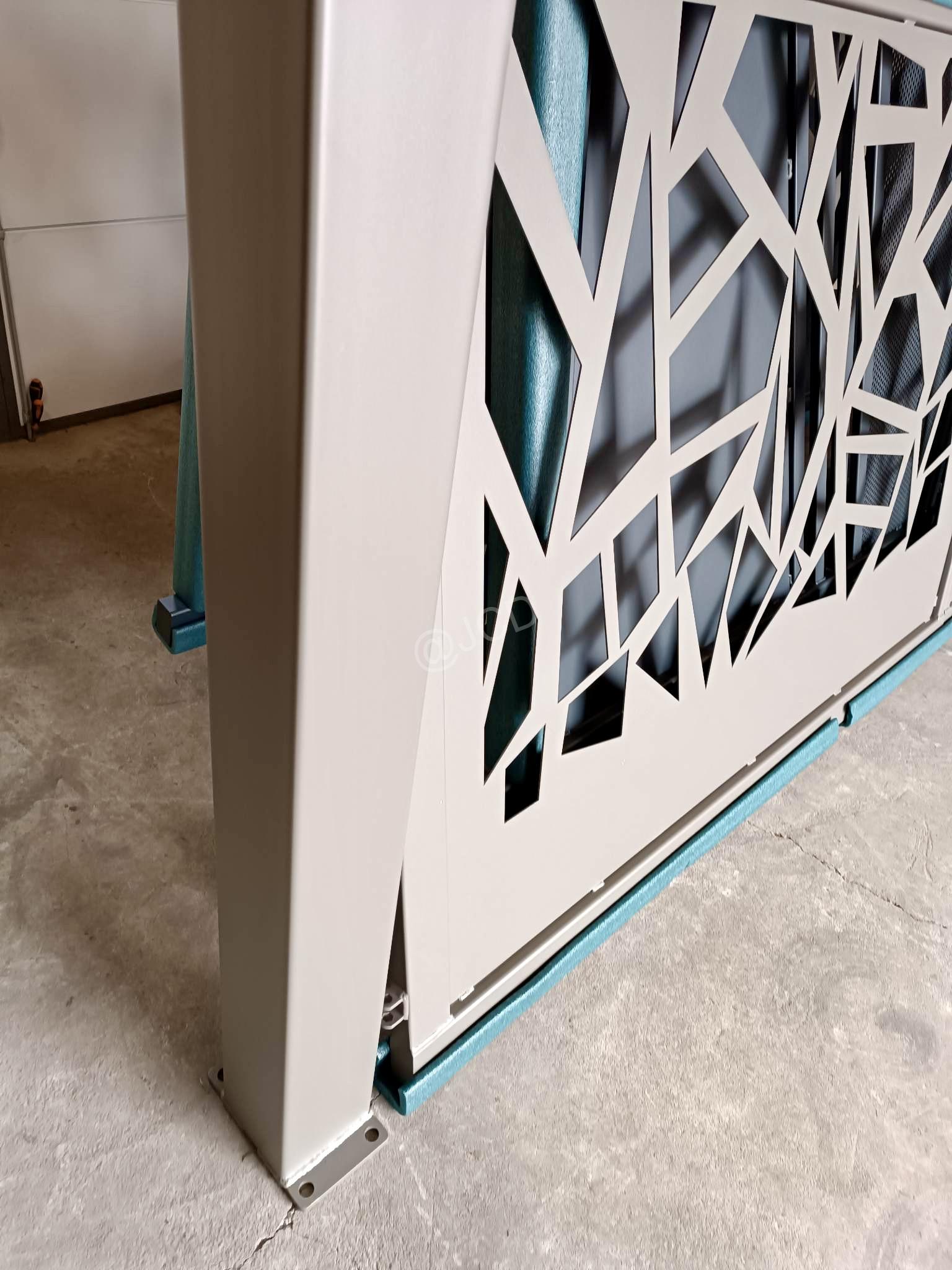 portail-double-battant-graffiti-thermolaque-promotion-poteaux